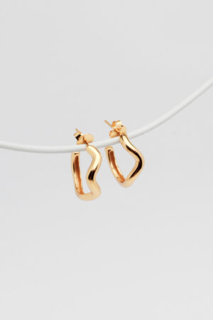 Argola M Tubo Ondulado em Ouro