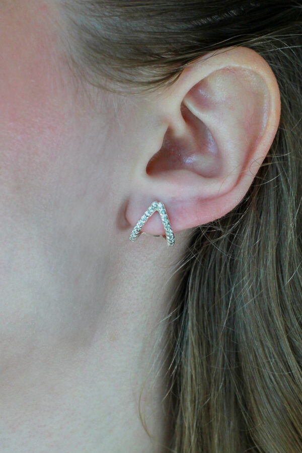 Brinco Bless Cravejado em Prata