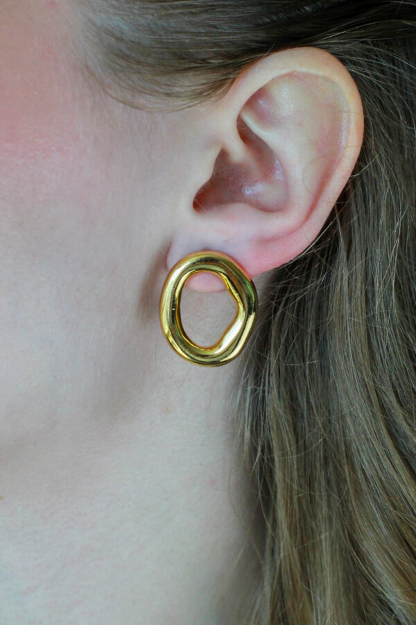 15358996162-37.jpg Brinco Circular Orgânico em Ouro