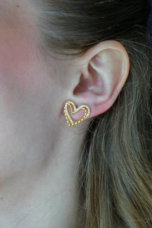 15359511723-14.jpg Brinco Coração Duplo Cravejado em Ouro