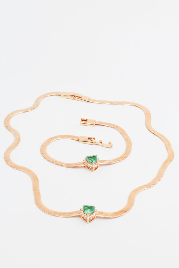 15359638385-verona-66.jpg Pulseira Fita Pedra Verde em Ouro